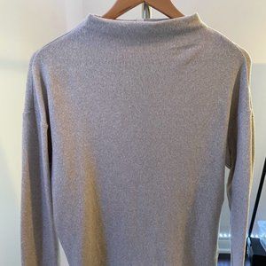 Uniqlo Semi Turtleneck
